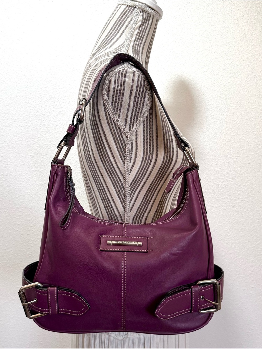 Vintage Franco Sarto Y2K Plum Genuine Leather Buckle Hobo Shoulder Bag